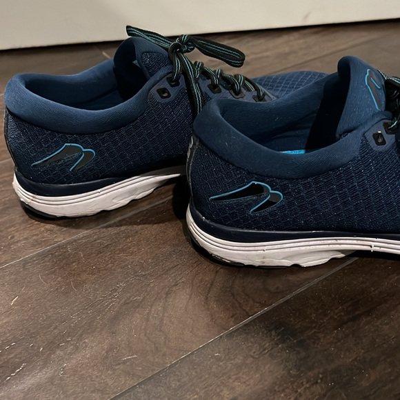 Newton Fusion Running Shoes size 9.5 women’s in Dark Blue - Picture 5 of 11